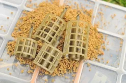 CAGE FEEDER COMMERCIAL