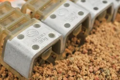 CAGE FEEDER COMMERCIAL