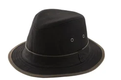 CHAPEAU HUILE