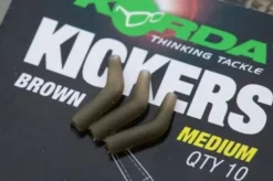 KICKERS MARRON