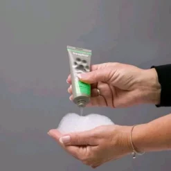 SHAMPOOING ANTI DÉMANGEAISONS 250ML