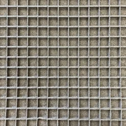 TAPIS QUADRILLE SOUS CAGE PR APPELANTS