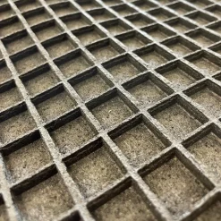 TAPIS QUADRILLE SOUS CAGE PR APPELANTS